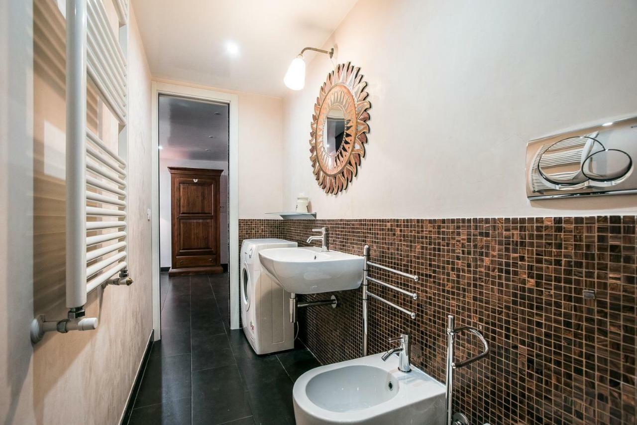 Apartamento In Front Of Coliseum Roma
